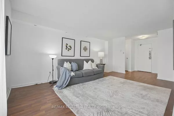 Markham, ON L3T 4P3,80 Inverlochy BLVD #501