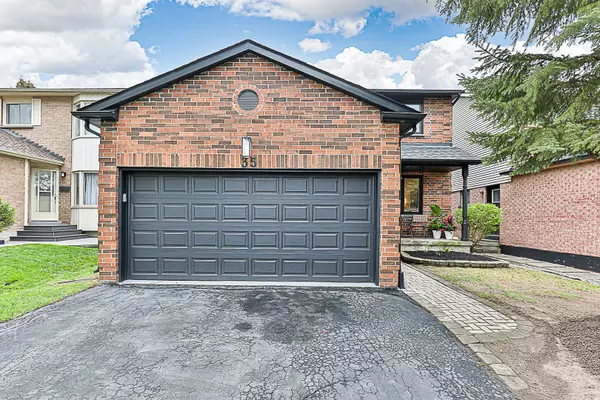 35 Buchanan CRES, Aurora, ON L4G 5K4