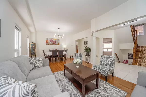 Mississauga, ON L5R 0B1,4876 Potomac CT
