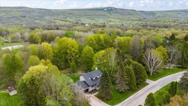 109 Wodehouse CT, Grey Highlands, ON N0C 1G0