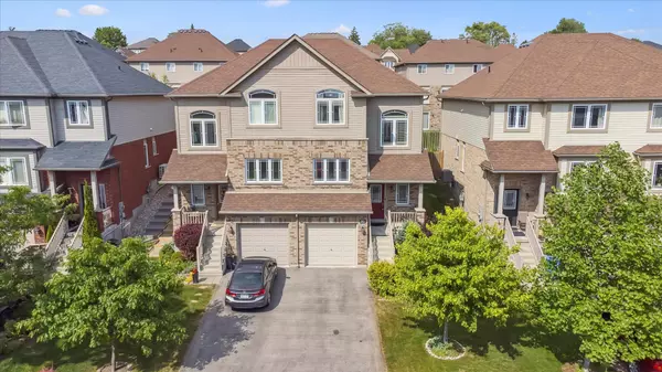 Guelph, ON N1E 0J6,31 Oakes CRES