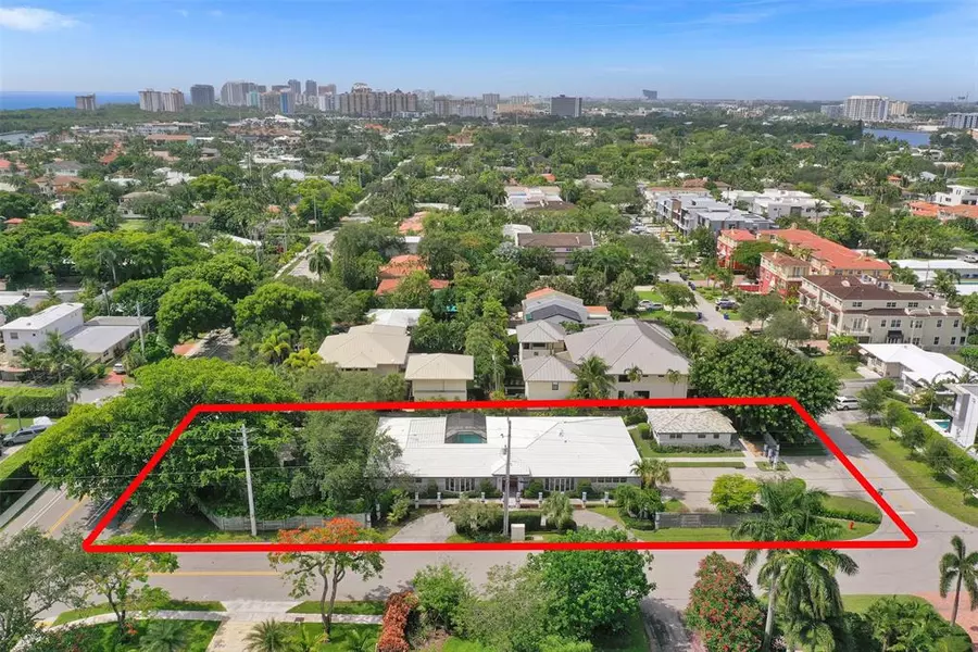 2600 NE 21 Street, Fort Lauderdale, FL 33305