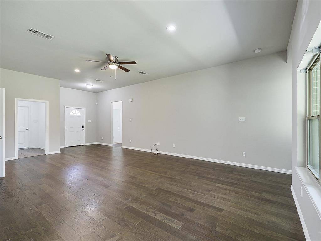 White Settlement, TX 76108,8425 Whitney Drive