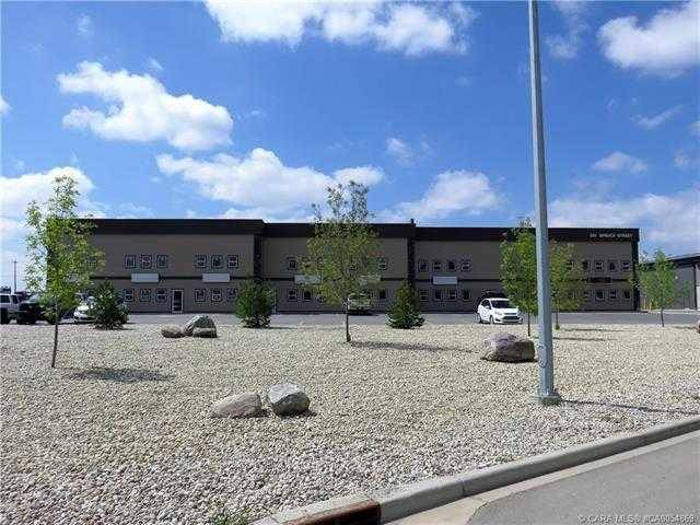 251 Spruce ST #102, Rural Red Deer County, AB T4E 1B4