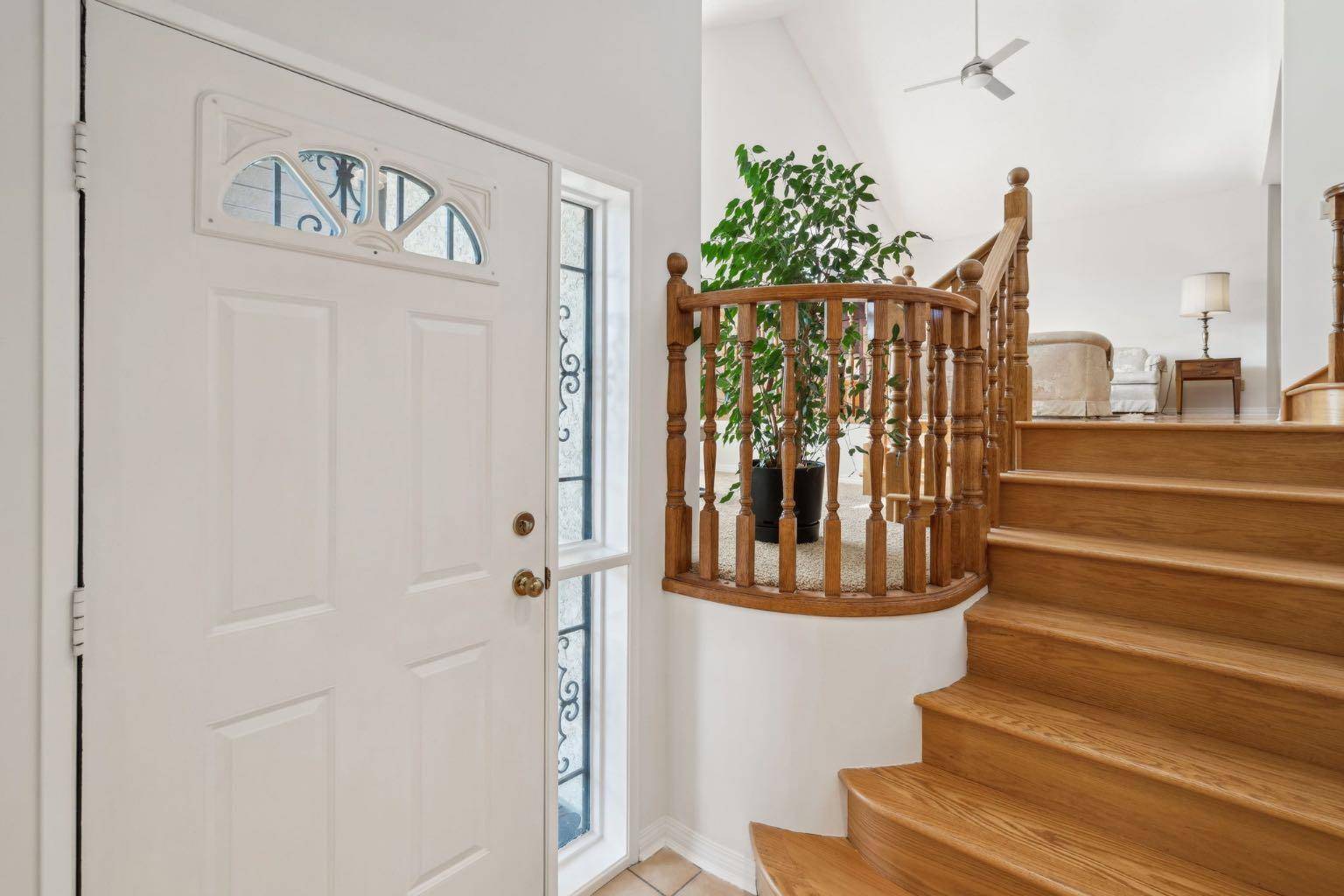 Calgary, AB T3H1R2,79 Strathlorne CRES Southwest