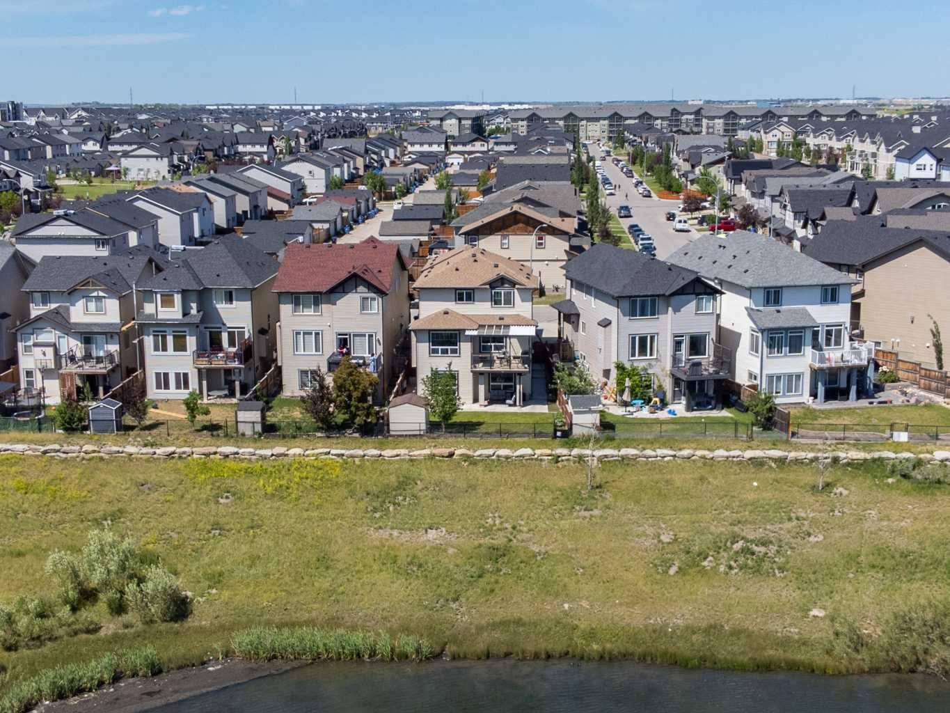 Calgary, AB T3N 0K4,119 Skyview Point RD NE