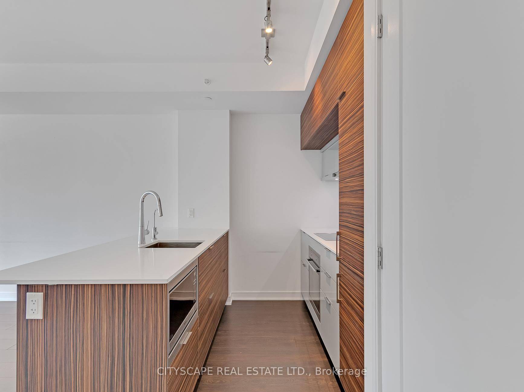 Toronto C08, ON M5E 0A9,88 Scott ST #3810