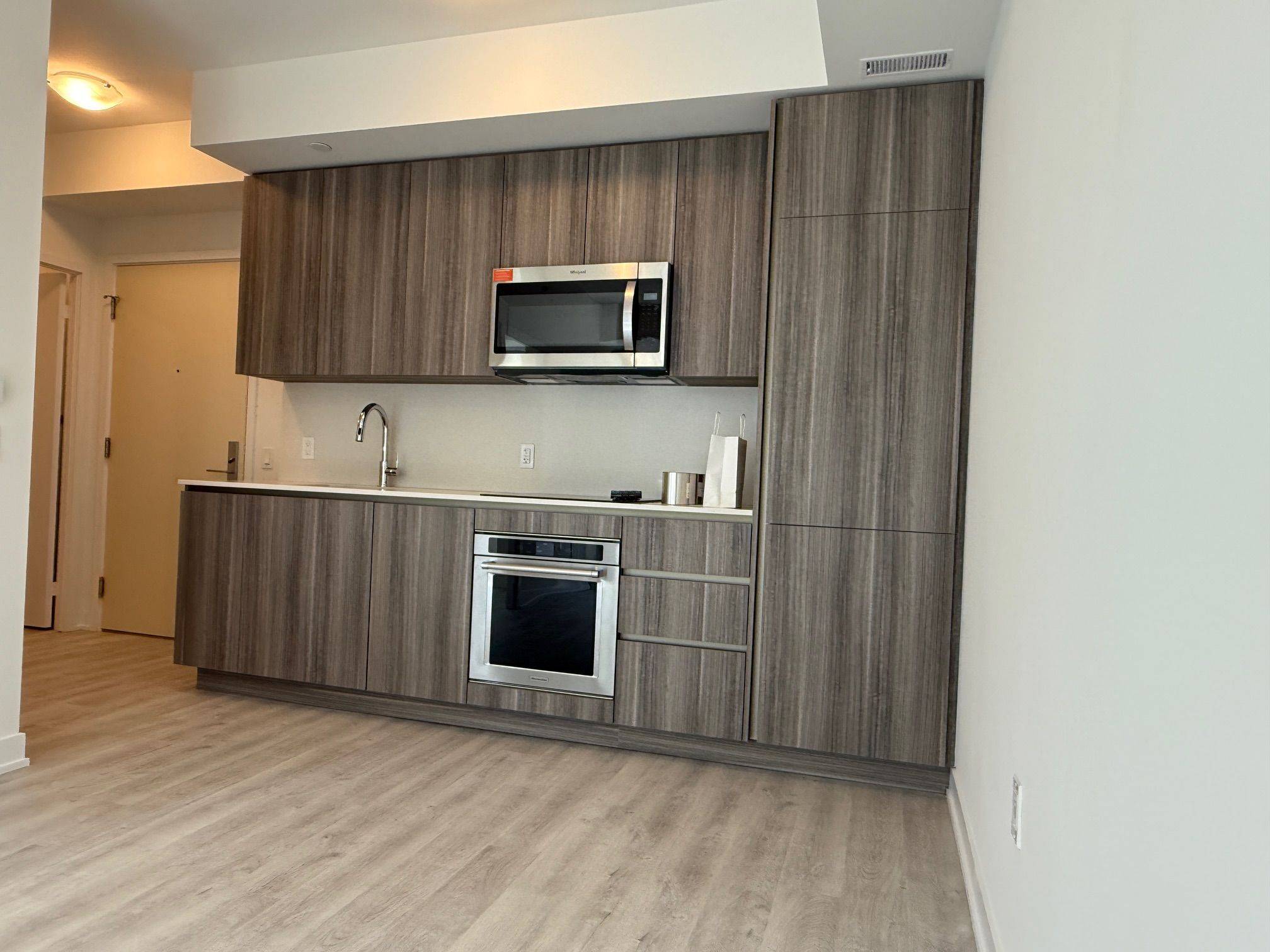 Toronto C08, ON M5A 0Y5,15 Richardson ST #721