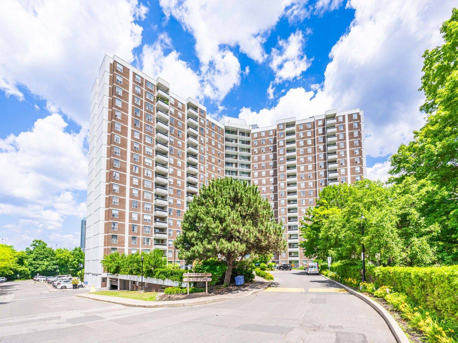 20 Edgecliff Golfway #308, Toronto C11, ON M3C 3A4