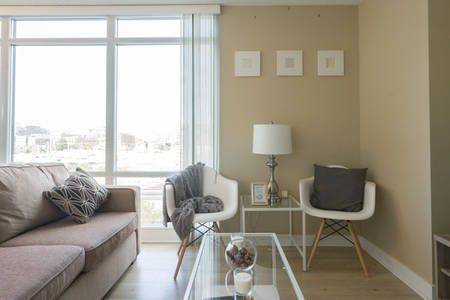 Toronto C01, ON M5V 3Y9,4k Spadina AVE #302