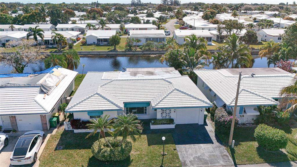 6804 NW 74th Pl, Tamarac, FL 33321