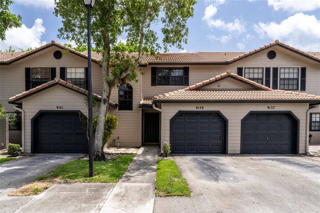 9139 Vineyard Lake Dr #9139, Plantation, FL 33324