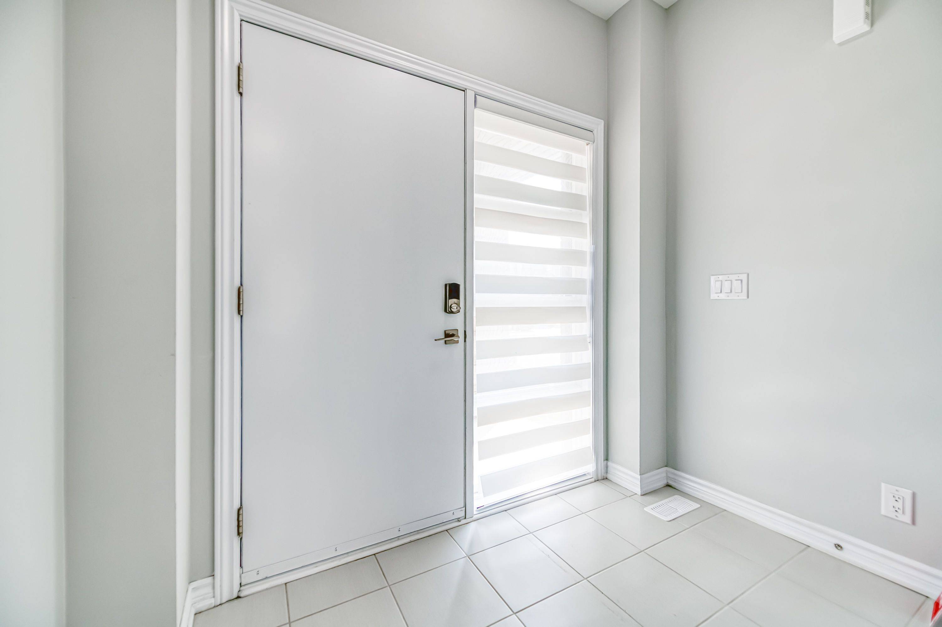Markham, ON L6C 3K3,32 Jessica Antonella ST