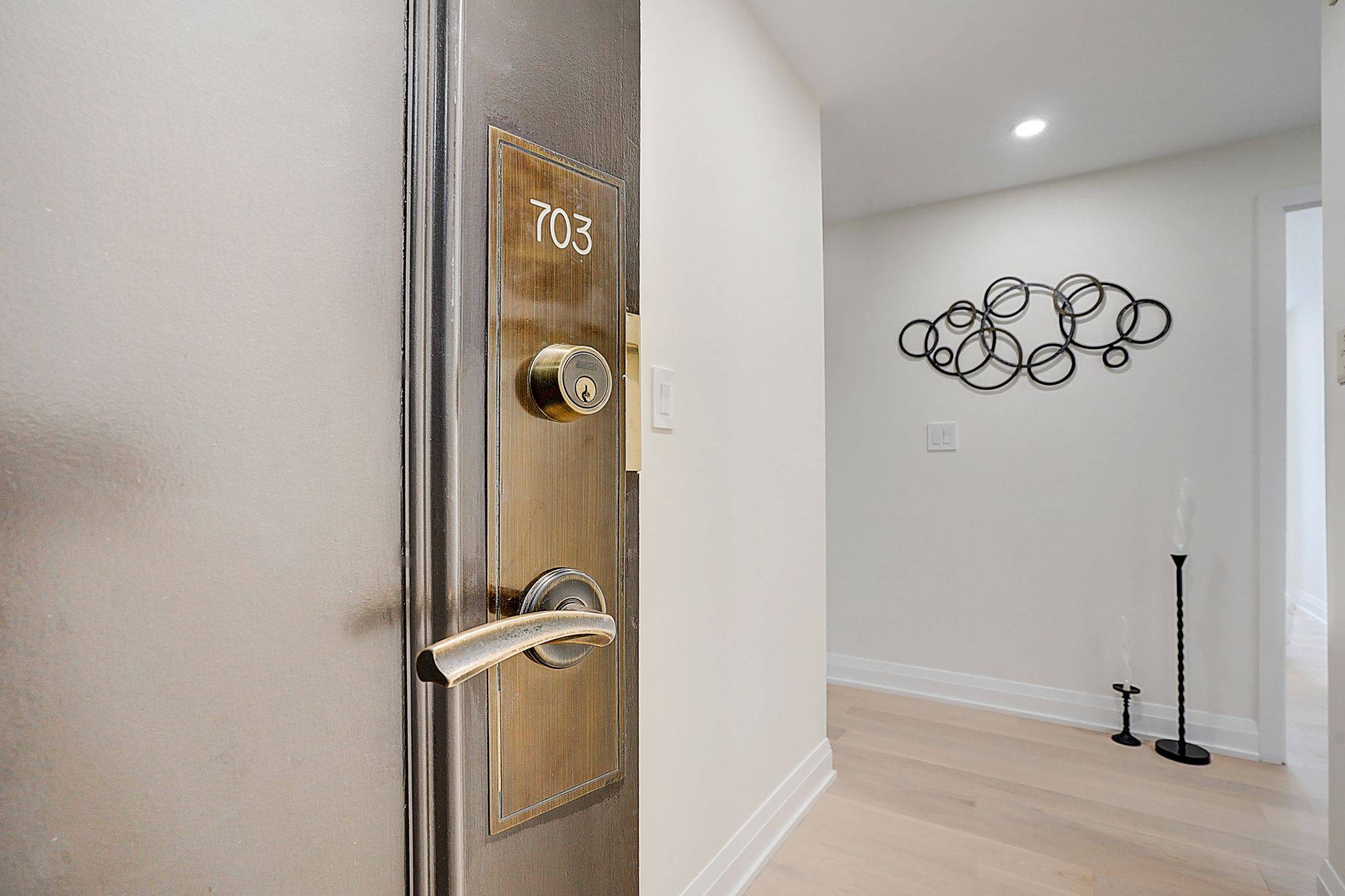 Markham, ON L3T 4T7,60 Inverlochy BLVD #703