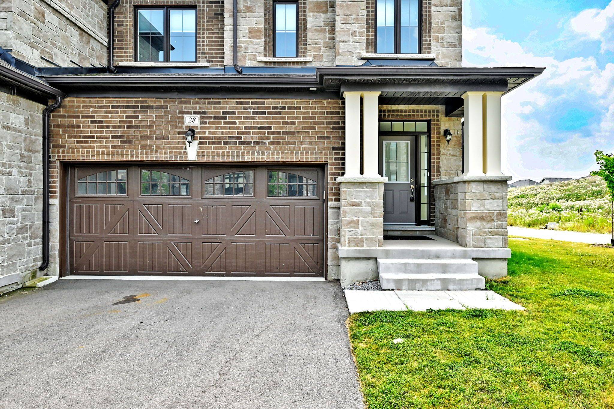 East Gwillimbury, ON L9N 0T6,28 Verbena ST
