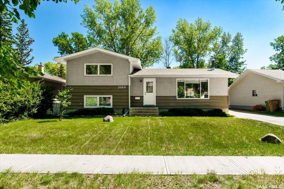 3069 Grant ROAD, Regina, SK S4S 5G9