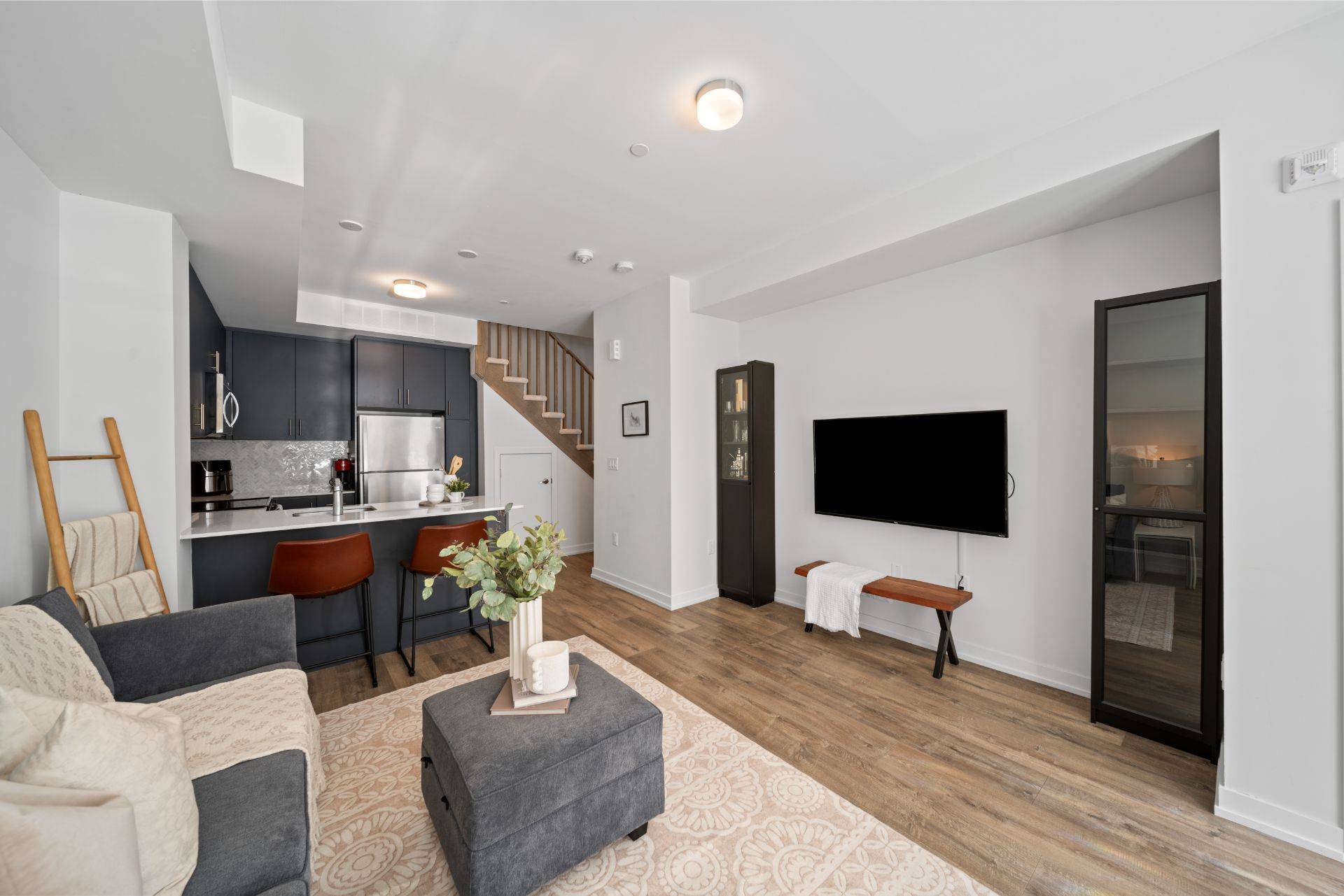 Mississauga, ON L5L 0C1,3546 Colonial DR #10