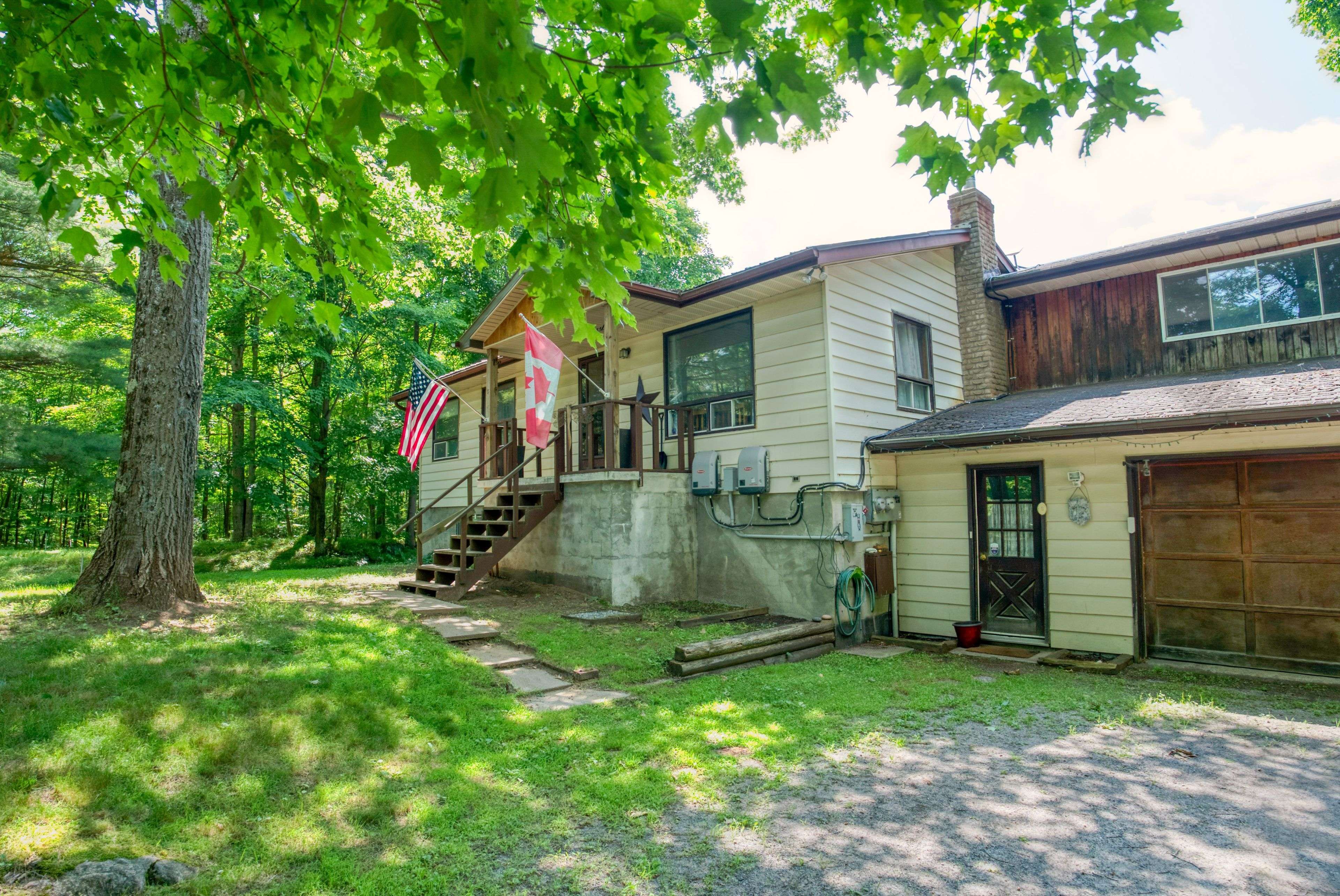 Frontenac, ON K0H 2V0,90 Bradshaw RD