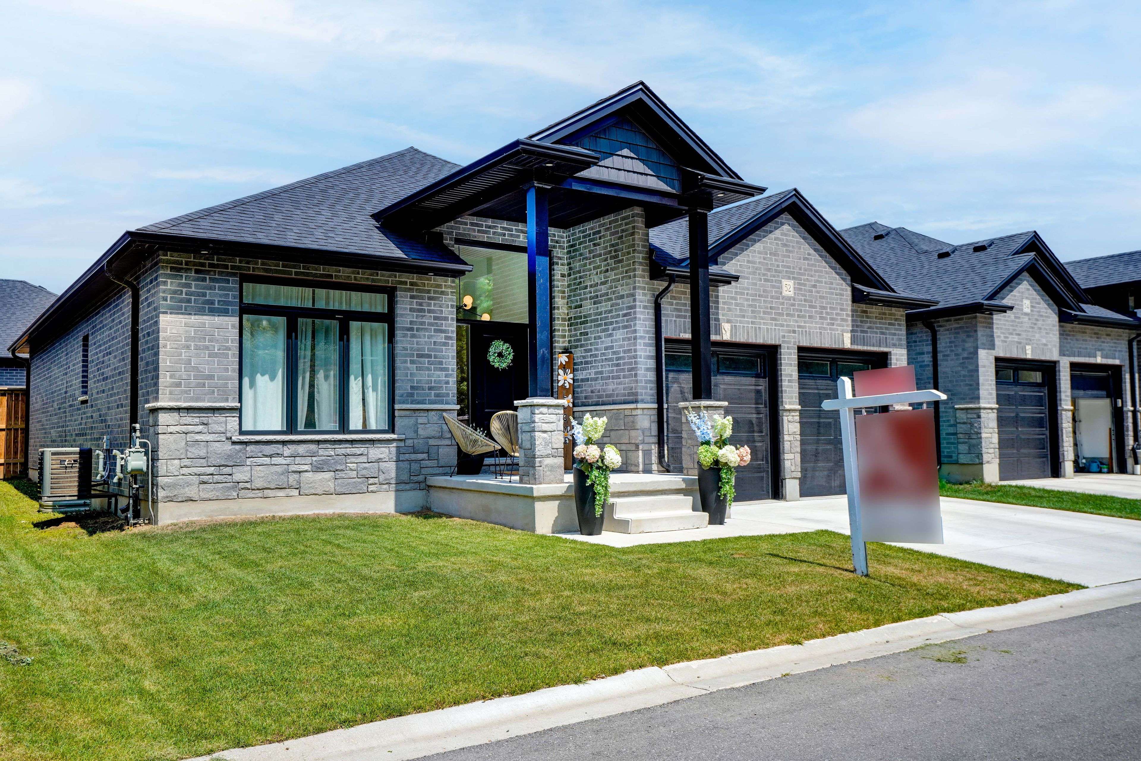Middlesex Centre, ON N0L 1R0,383 Daventry WAY #52