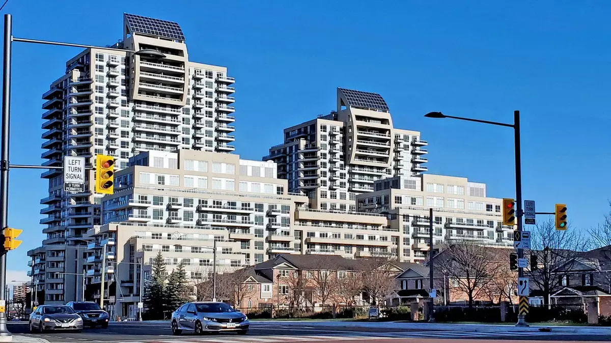 Richmond Hill, ON L4C 1H9,9201 yonge ST #1204