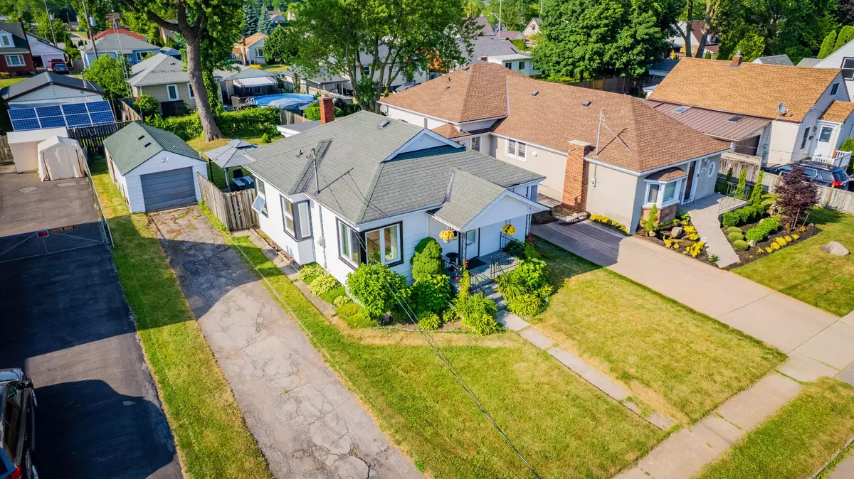 Niagara Falls, ON L2J 1K1,6129 Keith ST