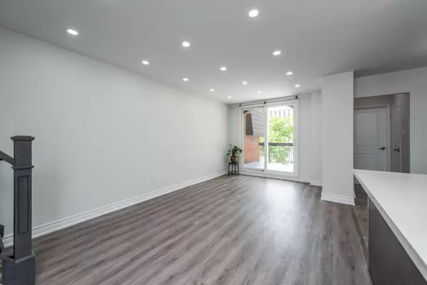 Mississauga, ON L4X 2T4,1395 Williamsport DR #357