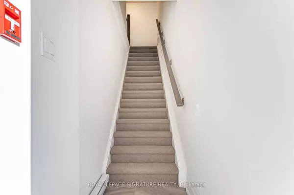 Mississauga, ON L5E 1C7,760 Lakeshore RD E #202