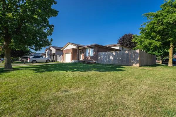London East, ON N5V 4C9,214 Portsmouth CRES E