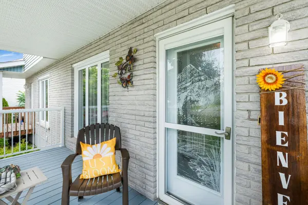 Hawkesbury, ON K6A 3N5,640 Berthiaume ST