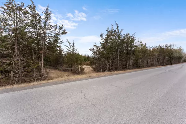 Greater Napanee, ON K7R 3L1,210 Beechwood RD