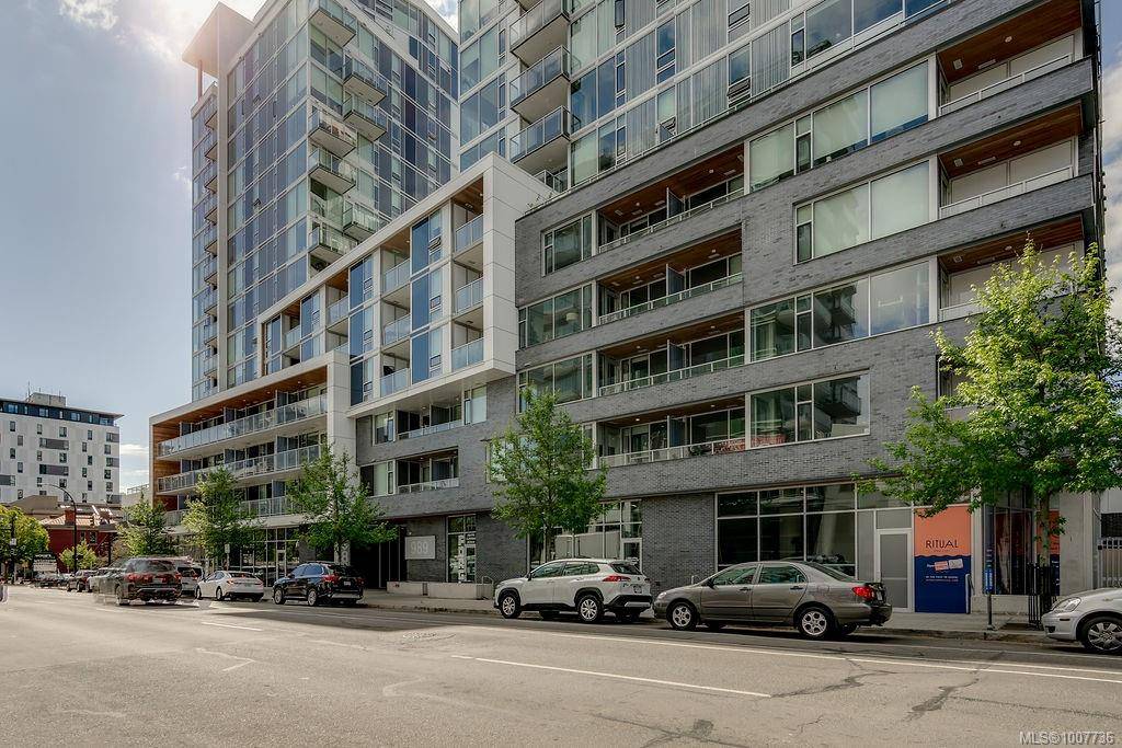 Victoria, BC V8V 0E3,989 Johnson St #1411