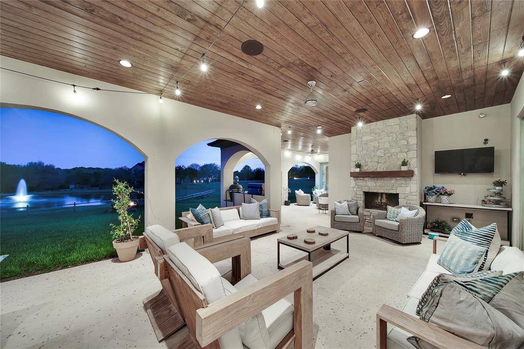 415 W Blondy Jhune Road, Lucas, TX 75002