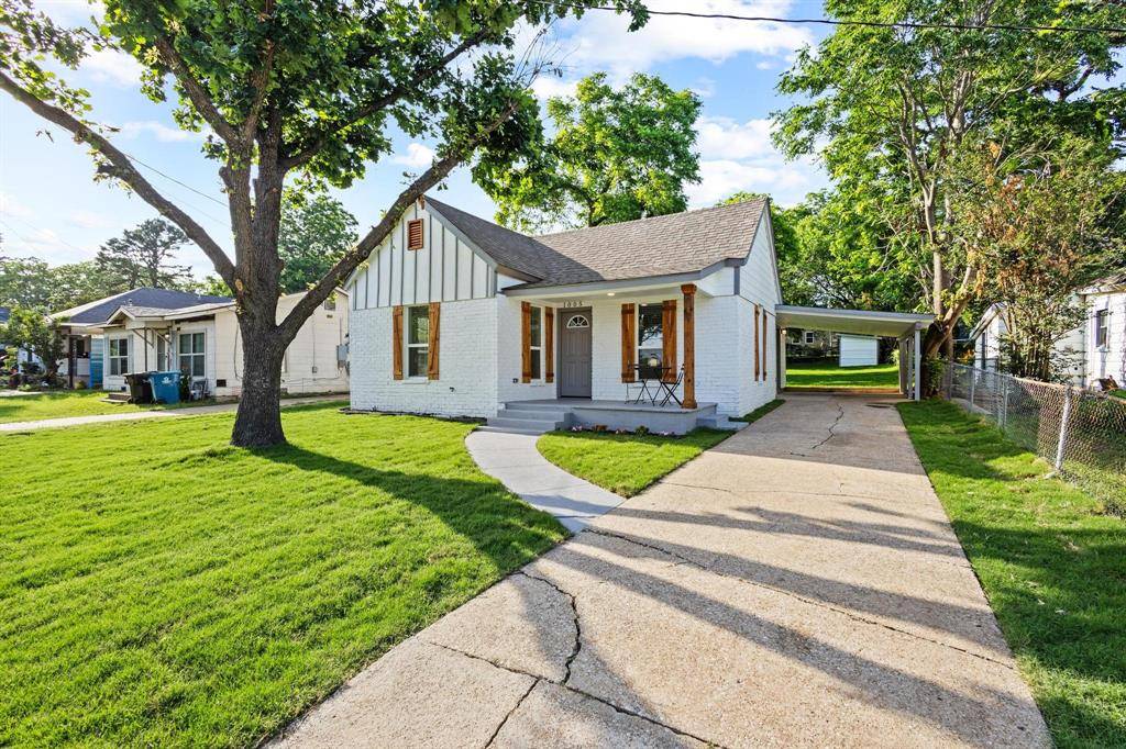 Denison, TX 75020,1005 W Bullock Street