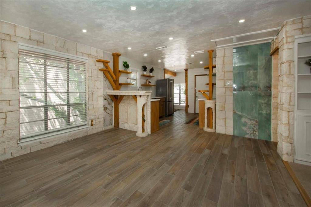 Dallas, TX 75230,10578 High Hollows Drive #269