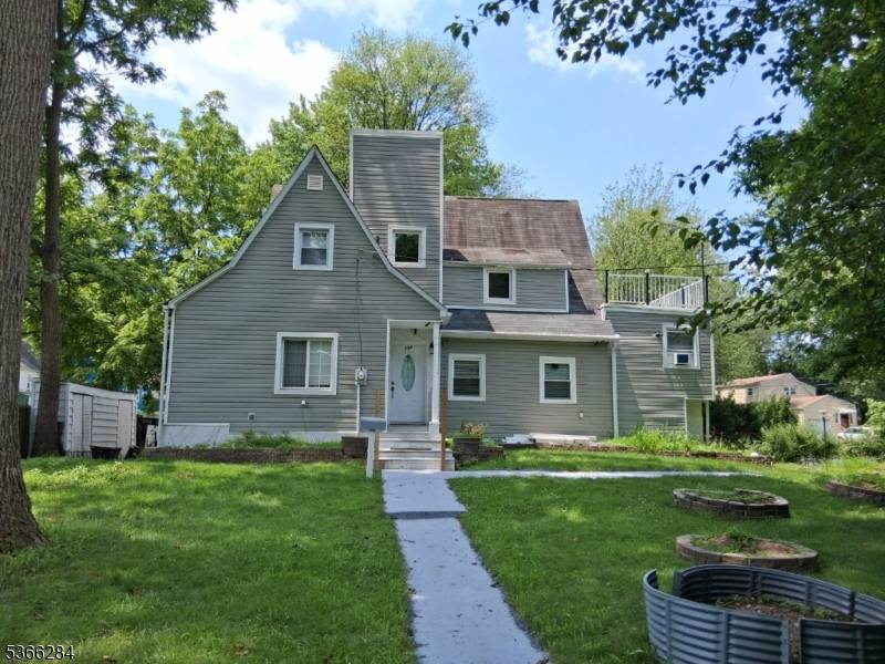 234 Liberty Rd, Teaneck Twp., NJ 07666