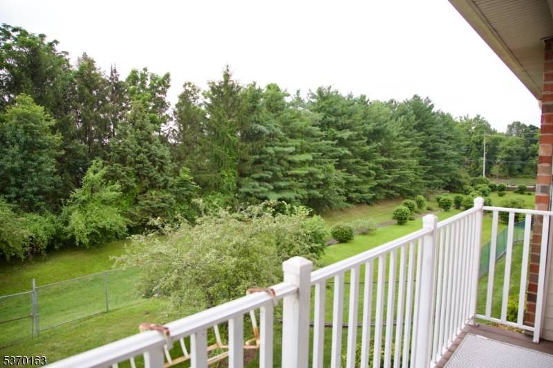 East Hanover Twp., NJ 07936,18 Donna Dr