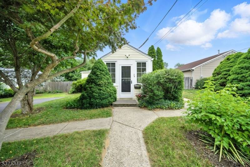 Middletown Twp., NJ 07718,29 W Park Ave