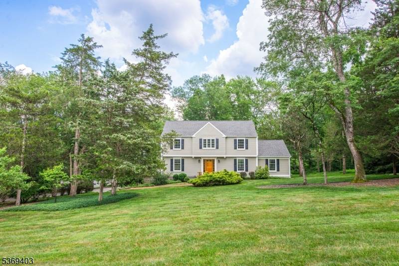 Bernards Twp., NJ 07920,330 Grist Mill Dr