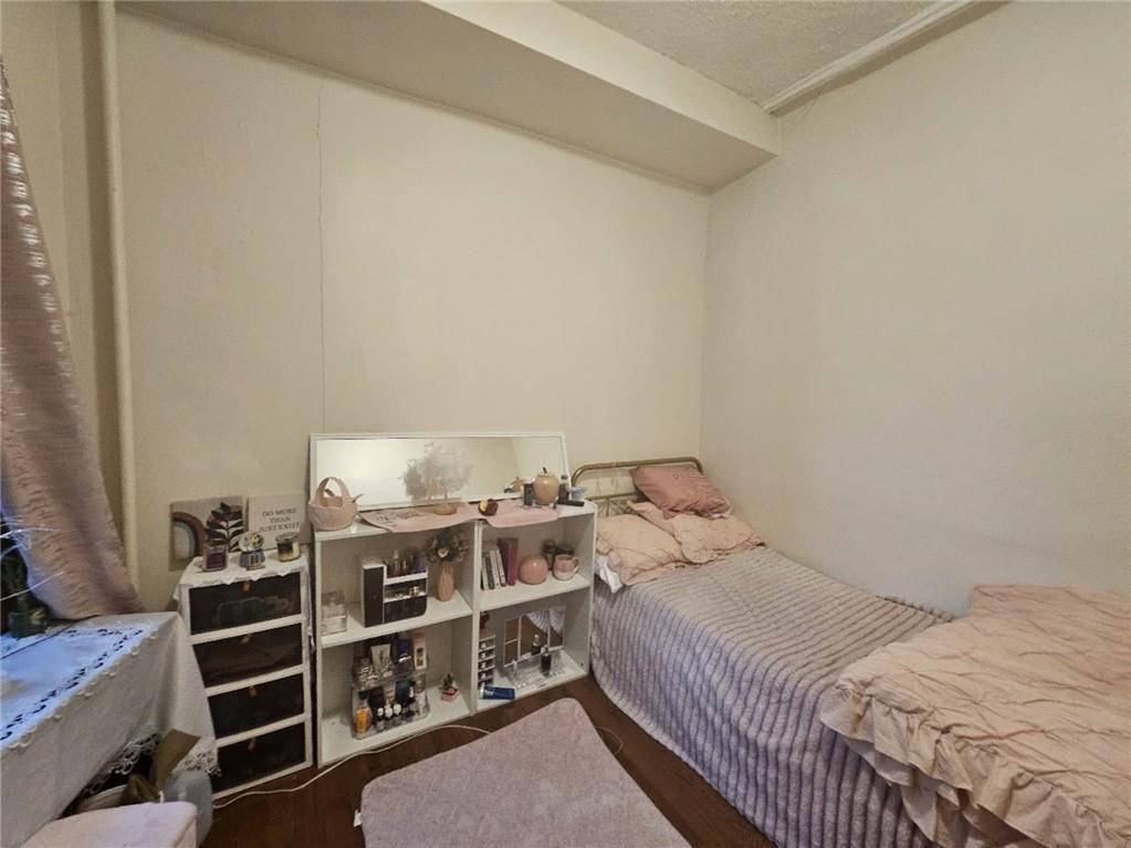 Brooklyn, NY 11220,5411 4th AVE