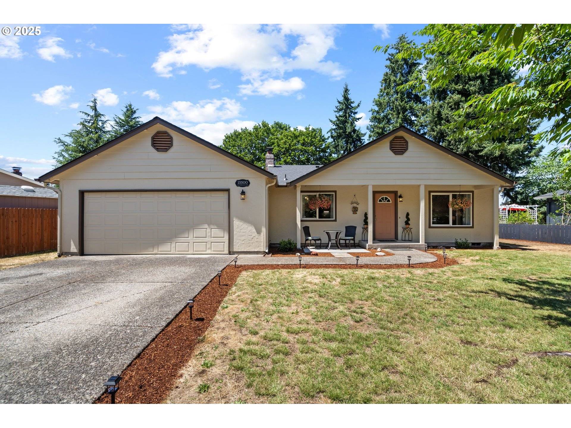 15500 NE PERRAULT DR, Vancouver, WA 98684