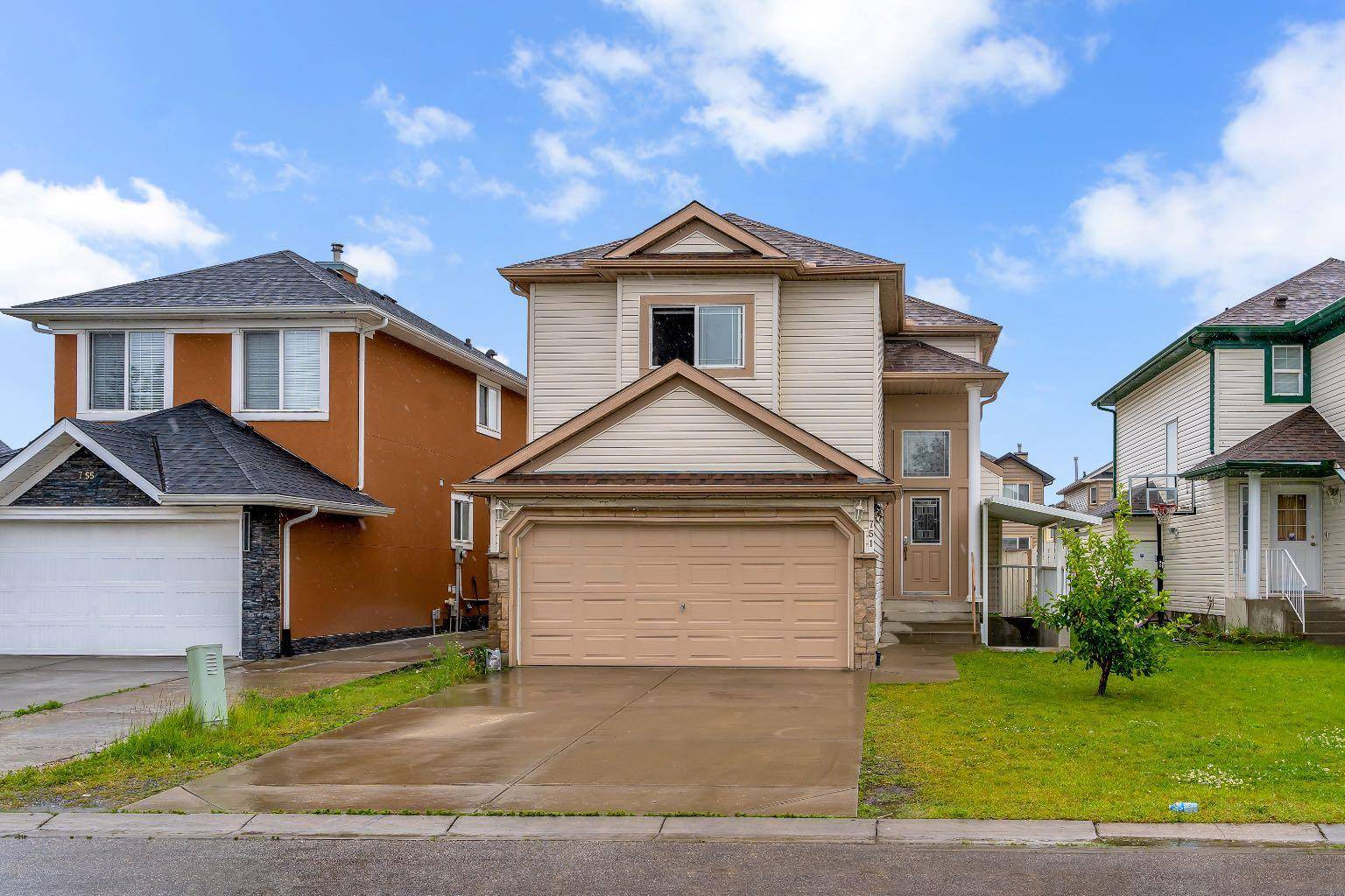 751 saddlecreek WAY Northeast, Calgary, AB T3J 4A5