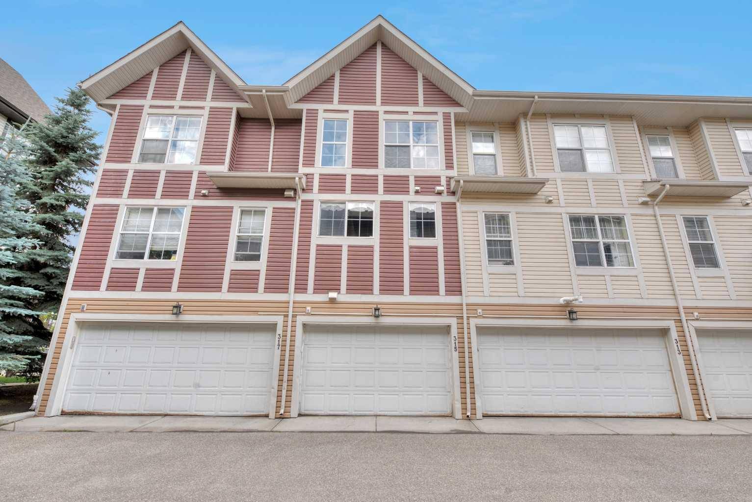Calgary, AB T2Z 0T6,315 New Brighton Villas Southeast