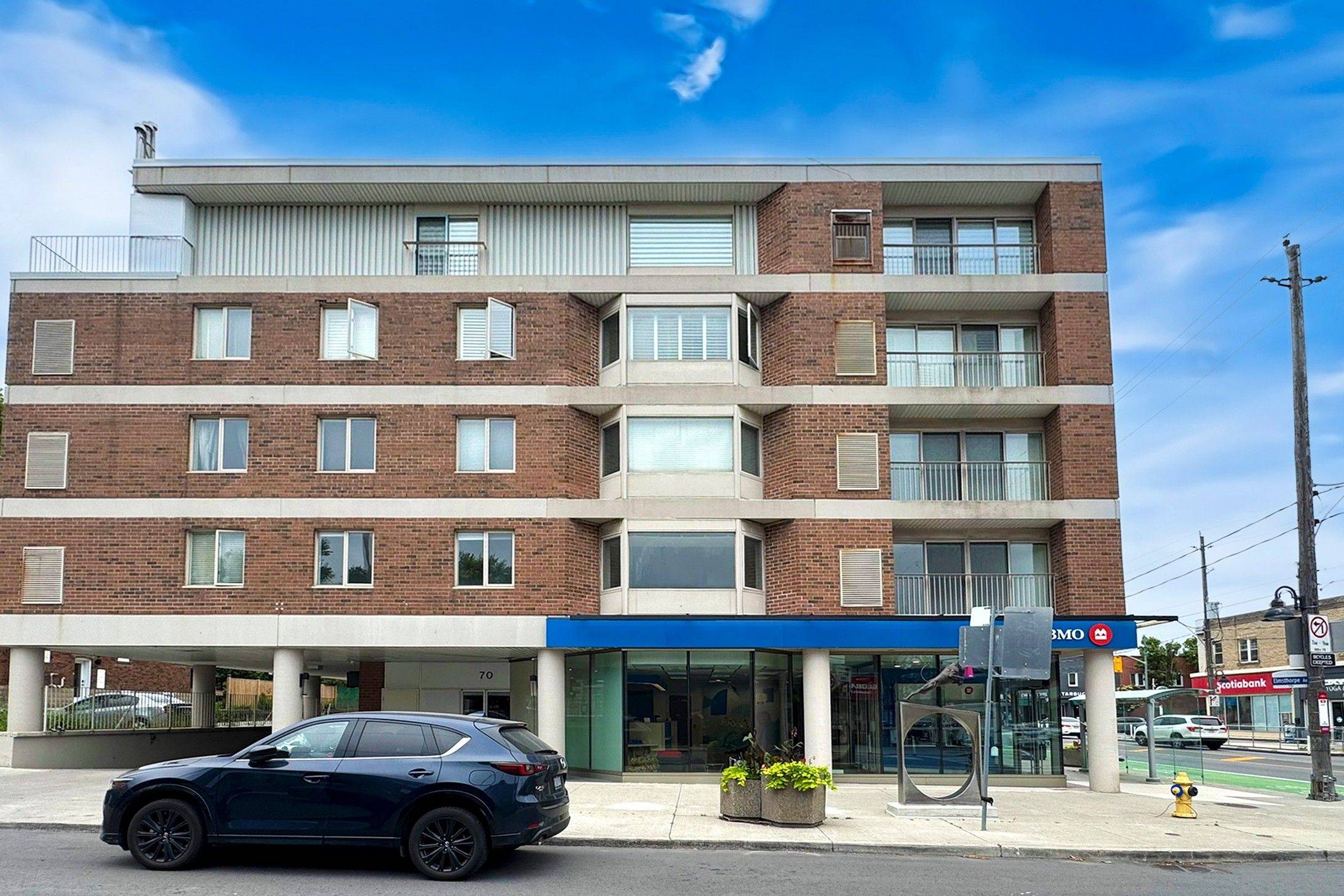 Toronto C03, ON M5P 2L7,70 Elmsthorpe AVE #103