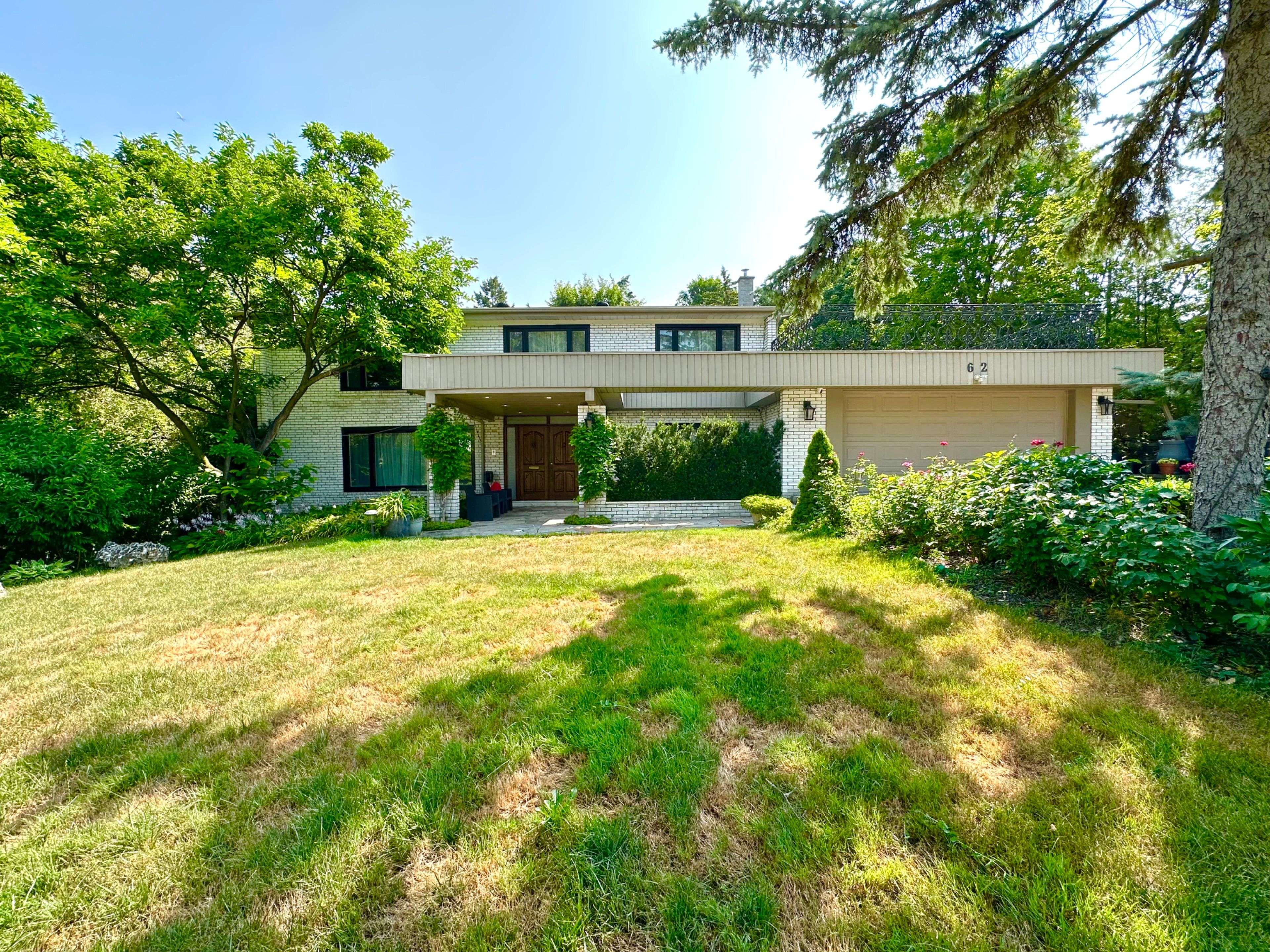 Toronto C06, ON M3H 4W5,62 Blue Forest DR