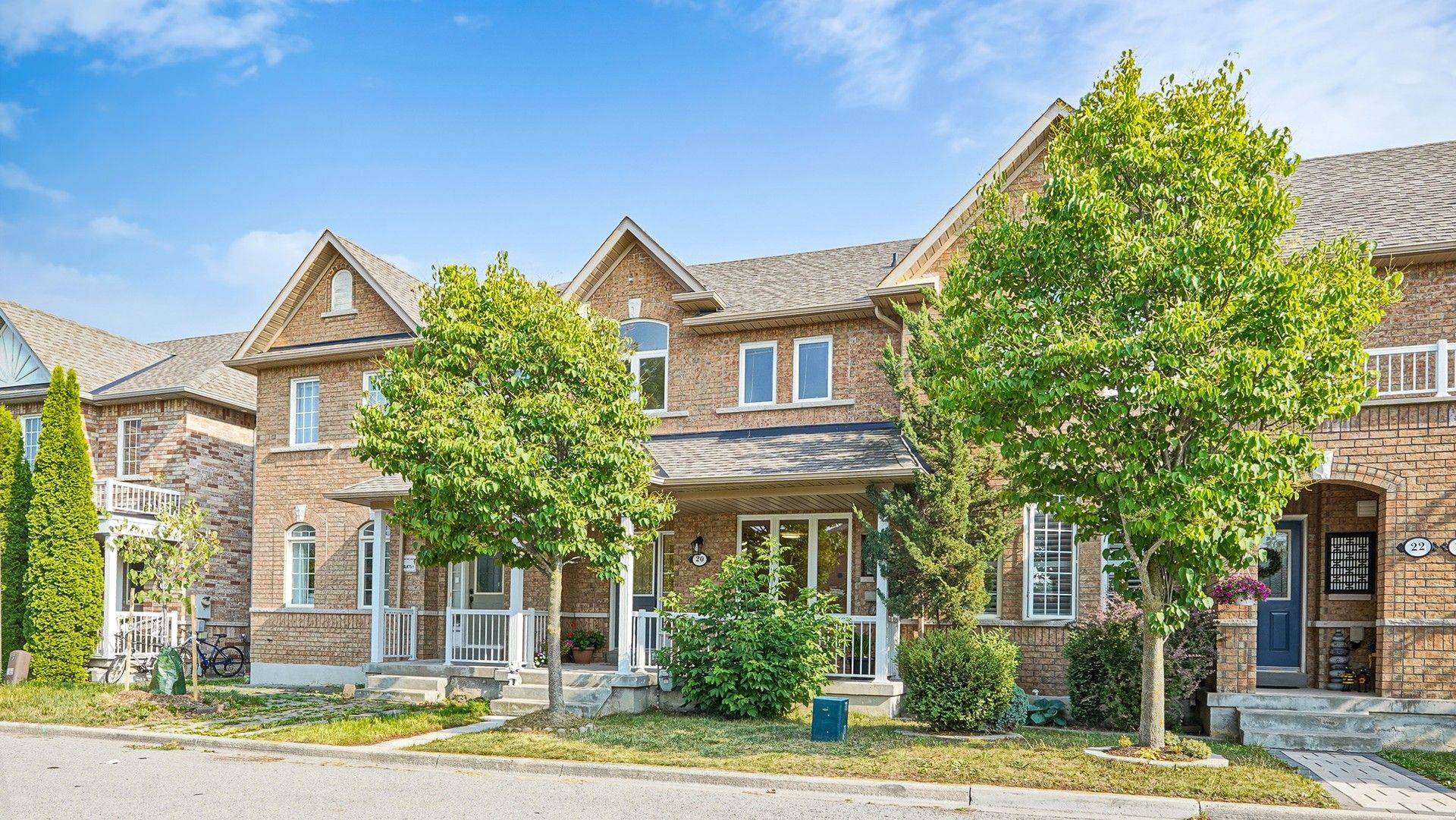 20 Harry Blaylock DR, Markham, ON L6E 2H1