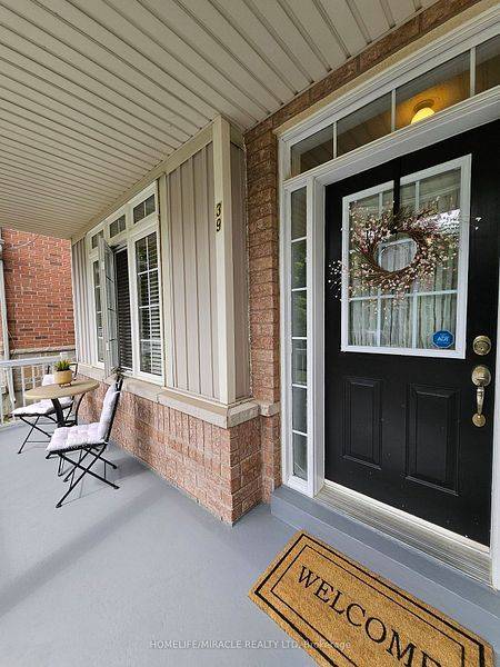 Markham, ON L6B 1E7,39 Evaridge DR