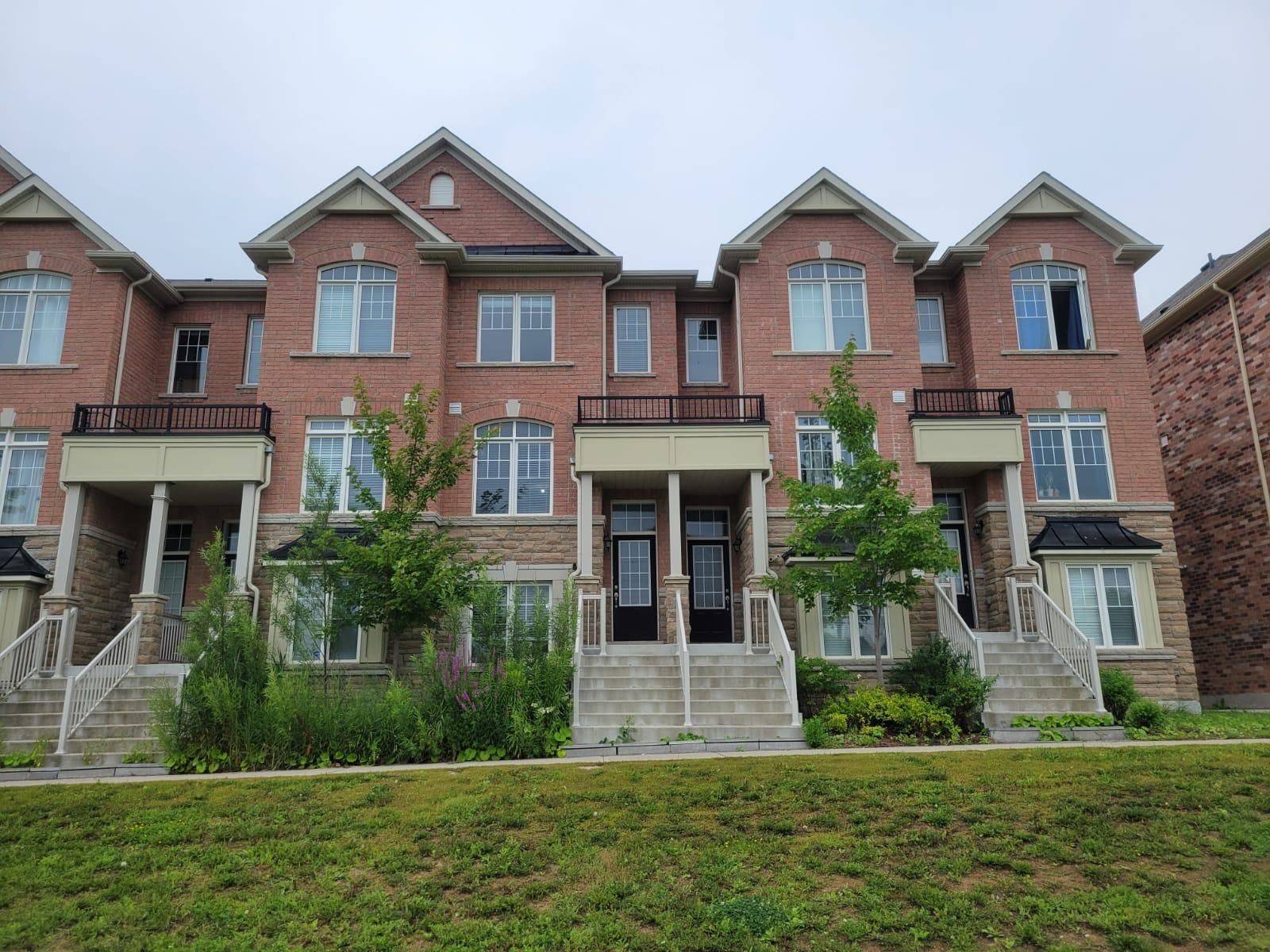 21 Dundas WAY, Markham, ON L6E 0R7