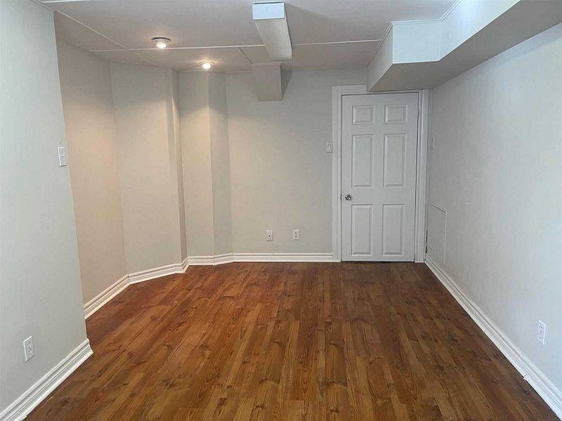 Mississauga, ON L5V 1R5,5056 Moulin Rouge Bsmt CRES