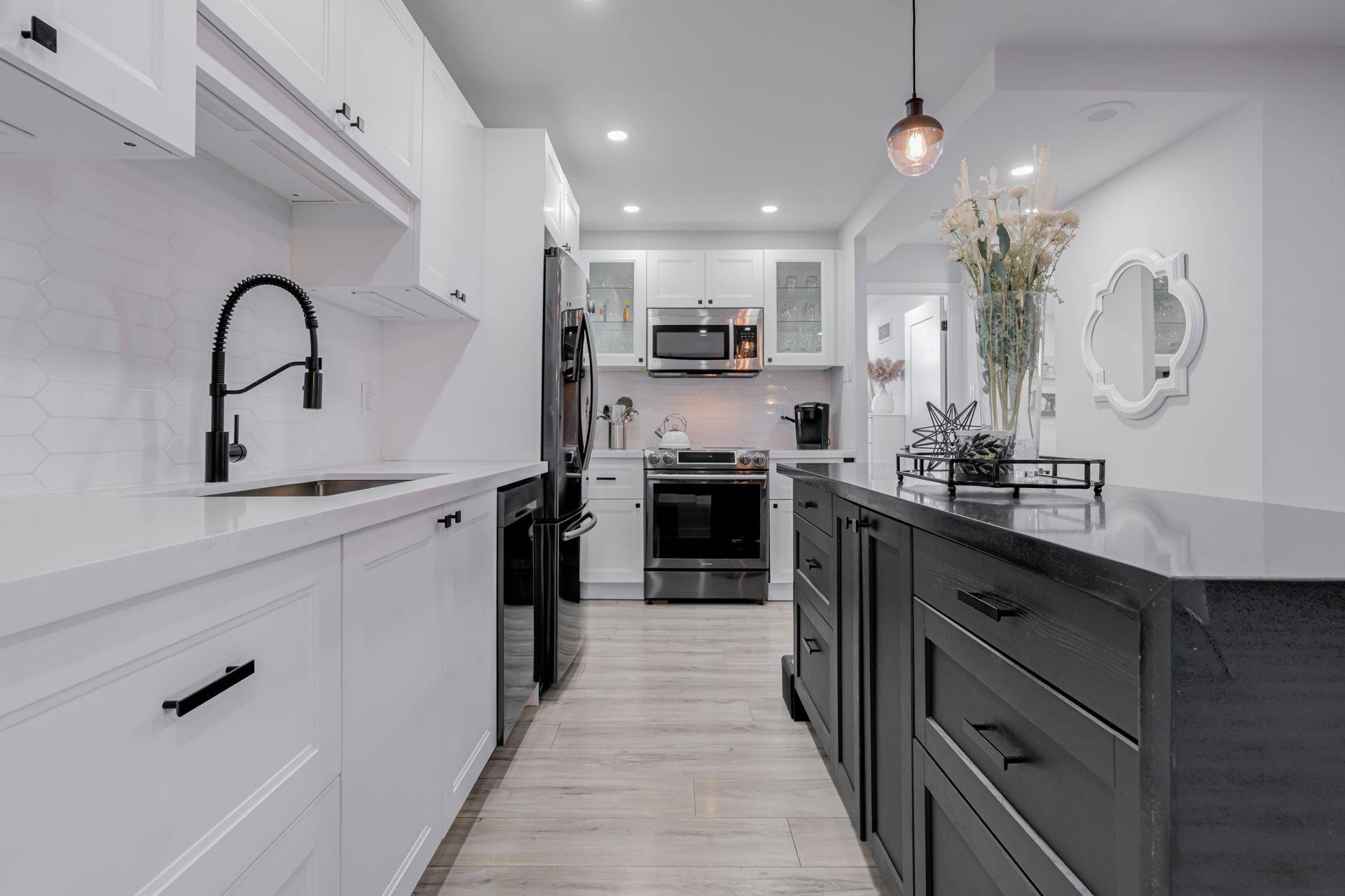299 Mill RD #1503, Toronto W08, ON M9C 4V9