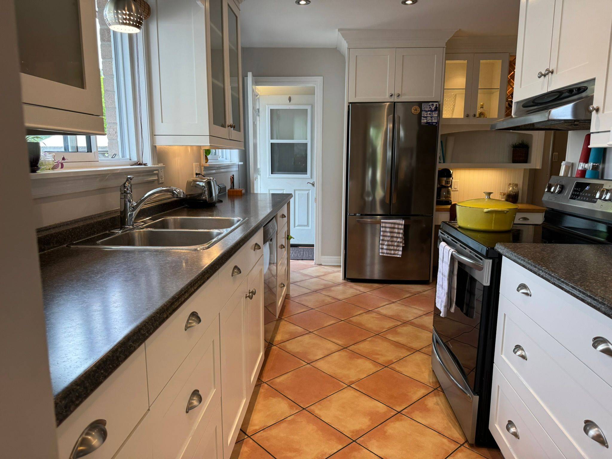 Brampton, ON L6S 1S9,18 Gulliver CRES